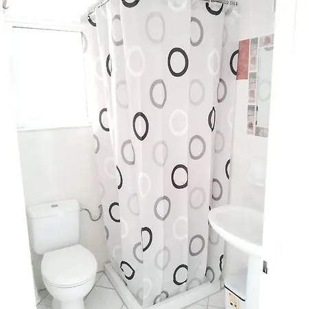 شقة Agia Aikaterini أمودي