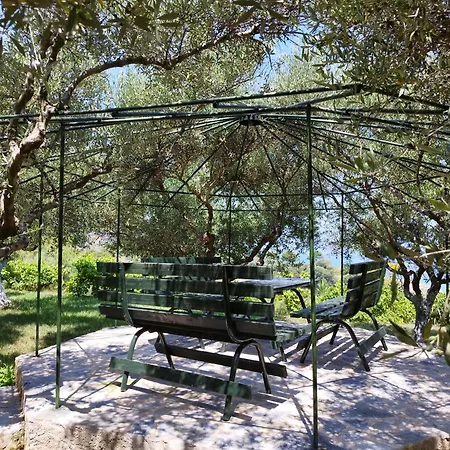 Agia Aikaterini شقة أمودي