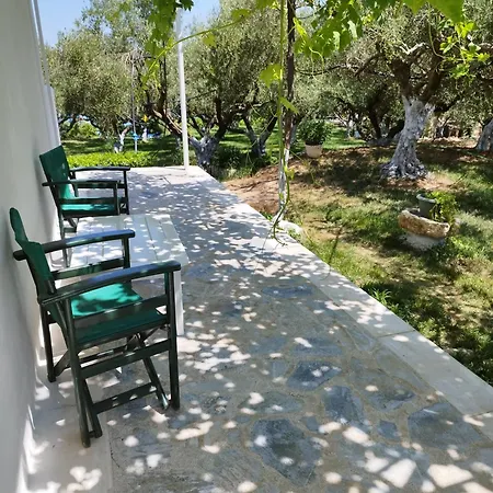 Agia Aikaterini شقة *