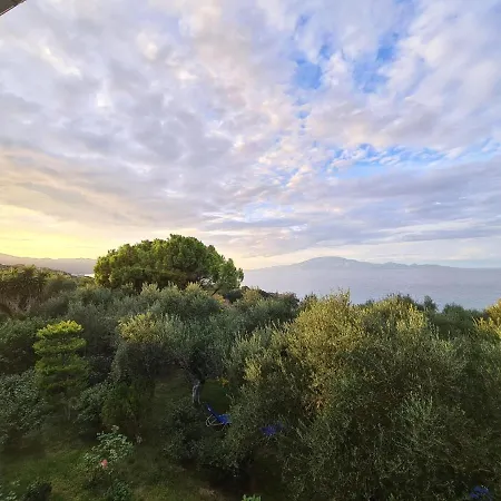 Apartment Agia Aikaterini