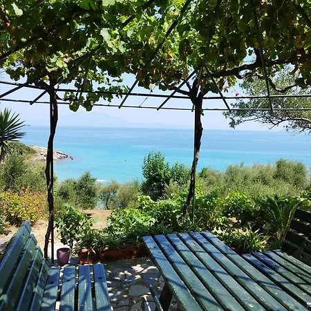 Apartment Agia Aikaterini *