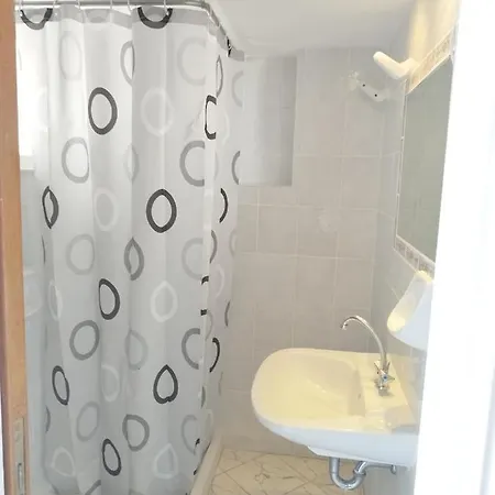 Agia Aikaterini * アモウディ