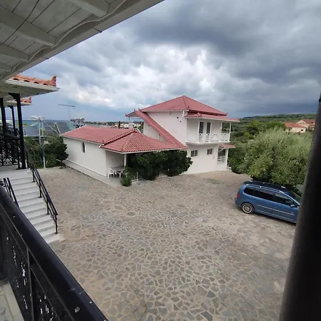 Agia Aikaterini アパート *