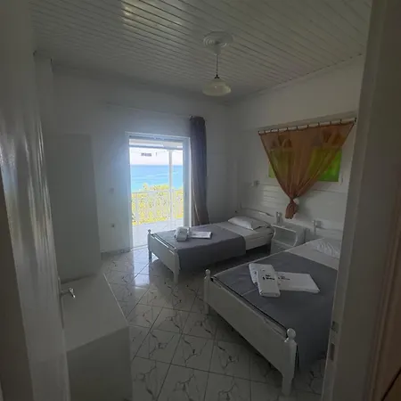 アパート Agia Aikaterini アモウディ